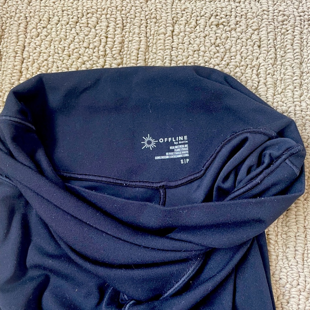 OFFLINE BY AERIE REAL ME HIGH WAISTED CROSSOVER FLARE LEGGING